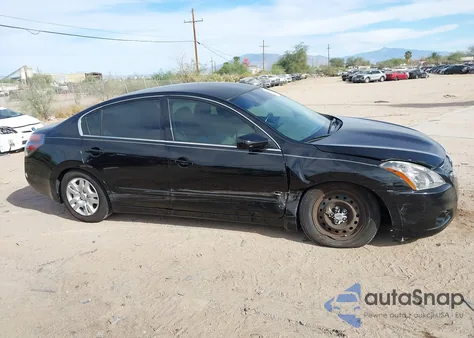 2012 Nissan Altima 2.5 S z USA, uszkodzony, nr VIN 1N4AL2AP5CN403231